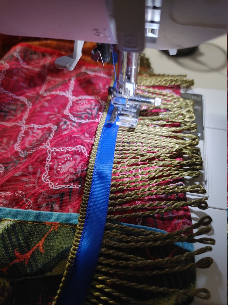 Custom Personal Fringing Services